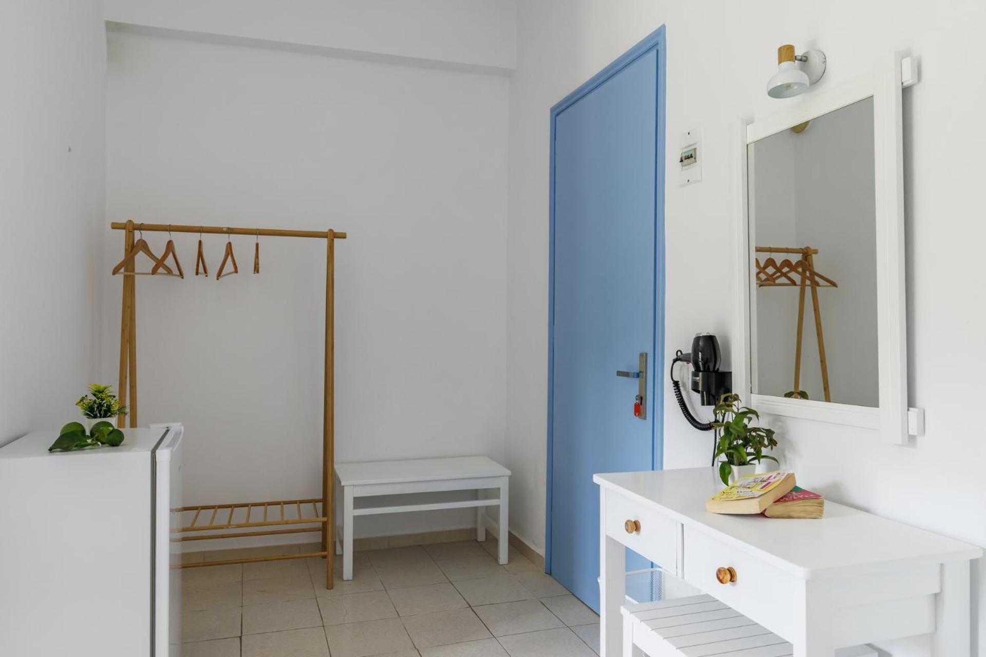 الشقق الفندقية سكوبيلوس تاونفي  White Lily المظهر الخارجي الصورة