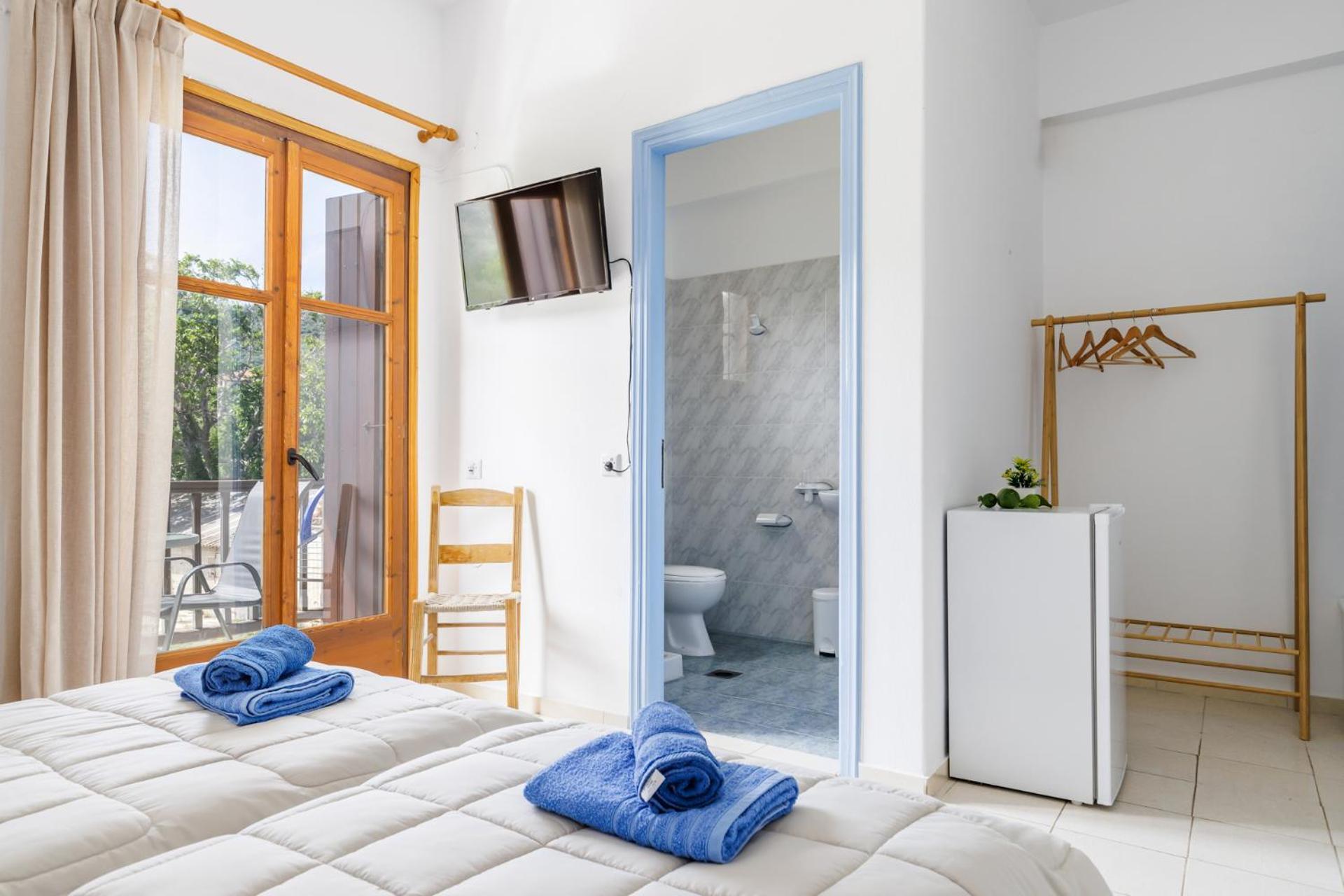 الشقق الفندقية سكوبيلوس تاونفي  White Lily المظهر الخارجي الصورة